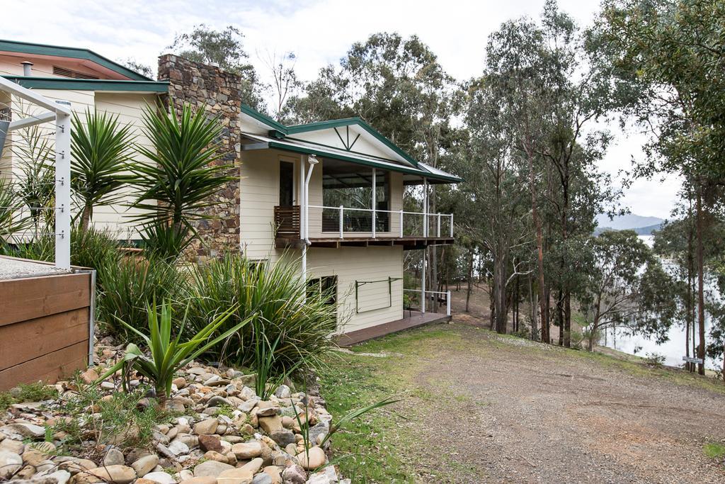 Devinegetaway Villa Eildon Buitenkant foto